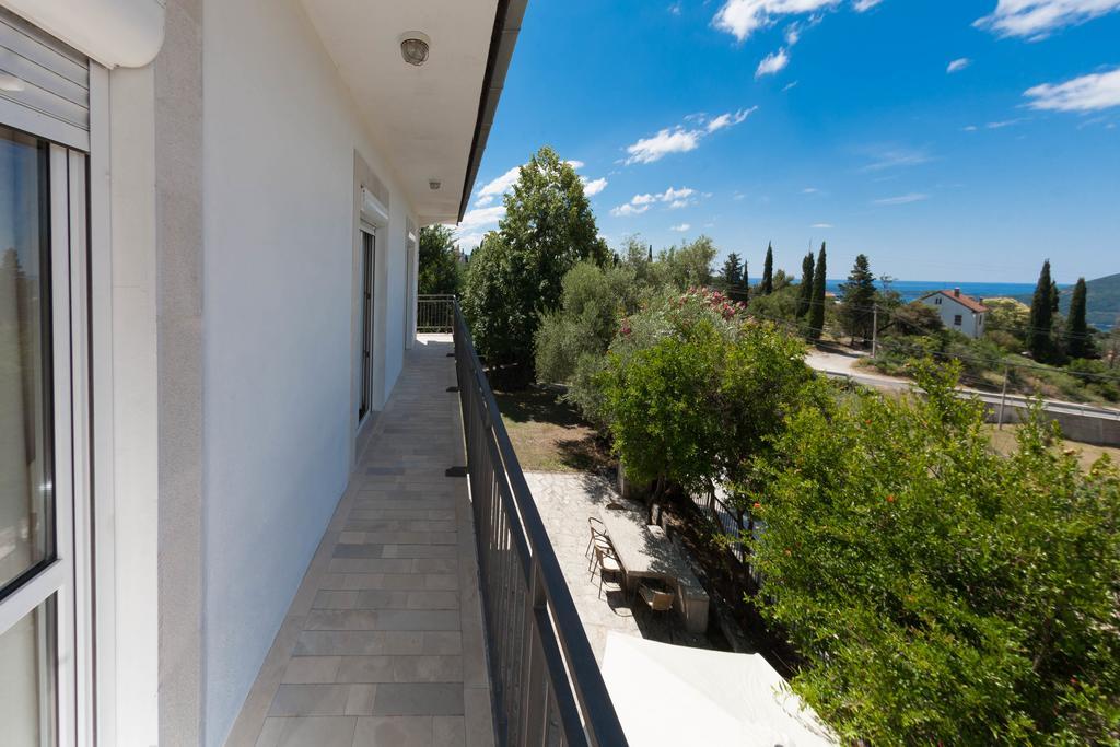Olive Tree Villa Херцег-Нови Экстерьер фото